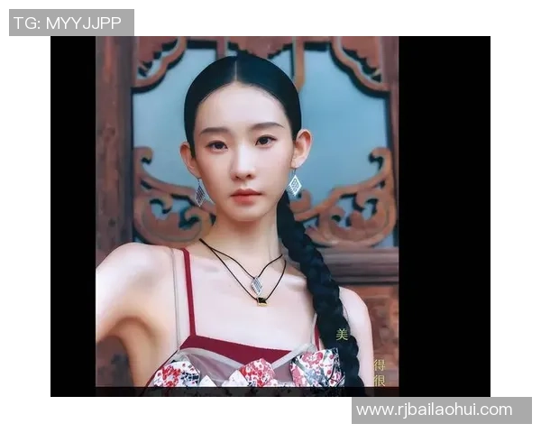 踢足球的明星们如何将麻花辫与运动风格完美结合展现个性魅力